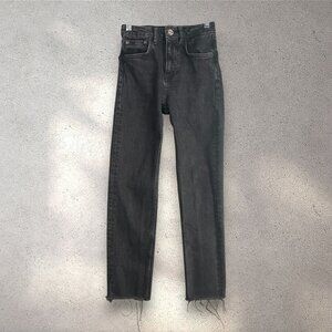ZARA High Rise Straight Leg Jeans Women’s 0 Black Denim Raw Hem Y2K Dark Grunge